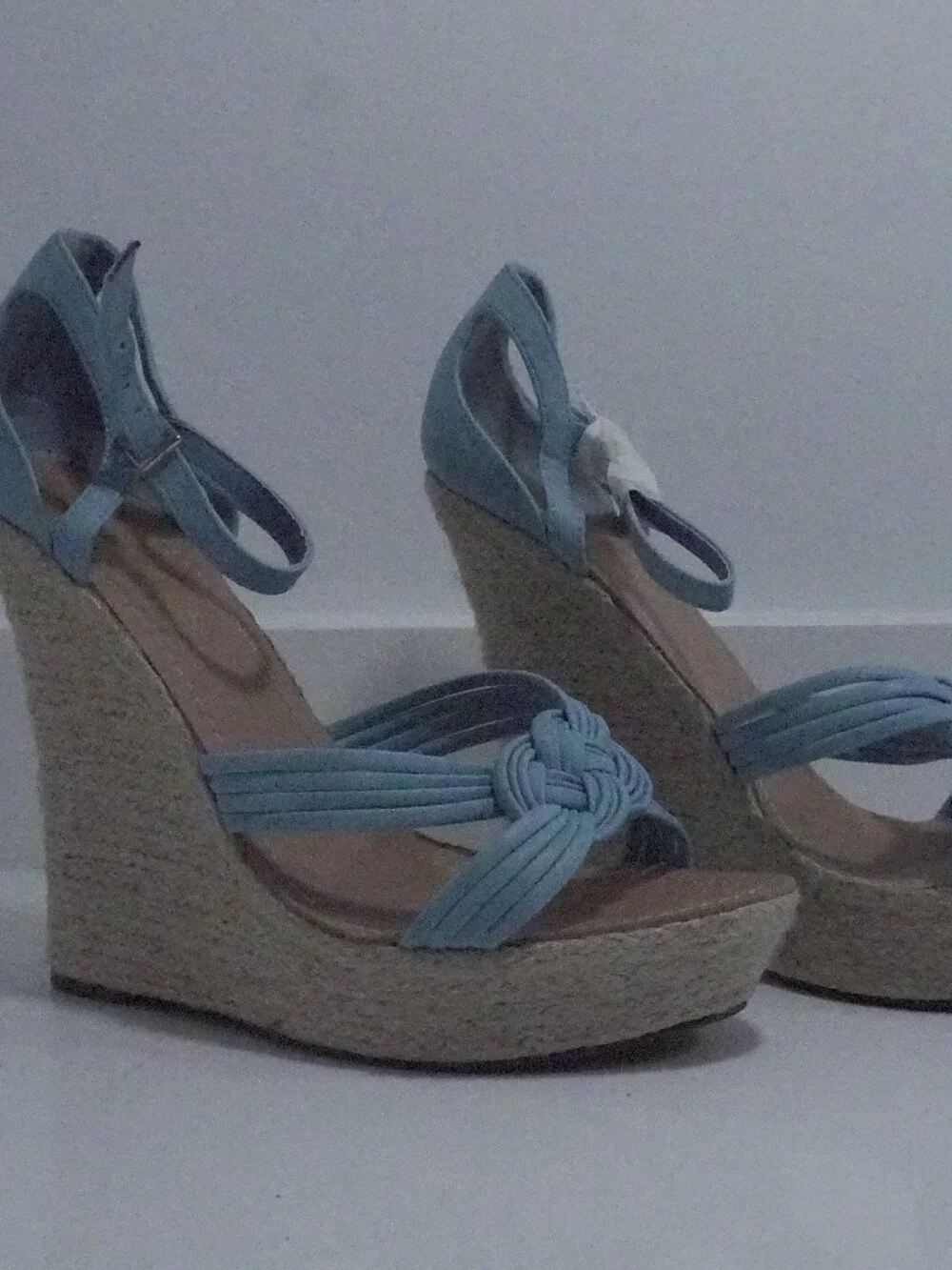 blue platforms